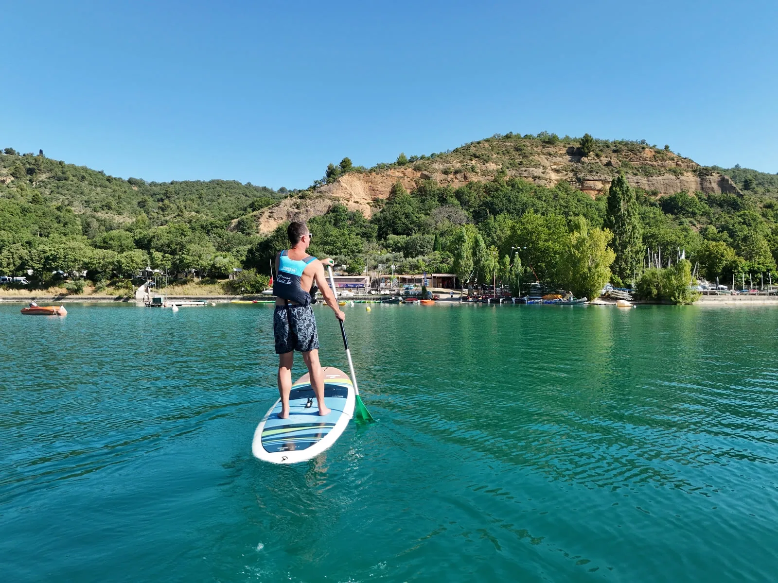 Paddle sur le lac de Sainte Croix du Verdon