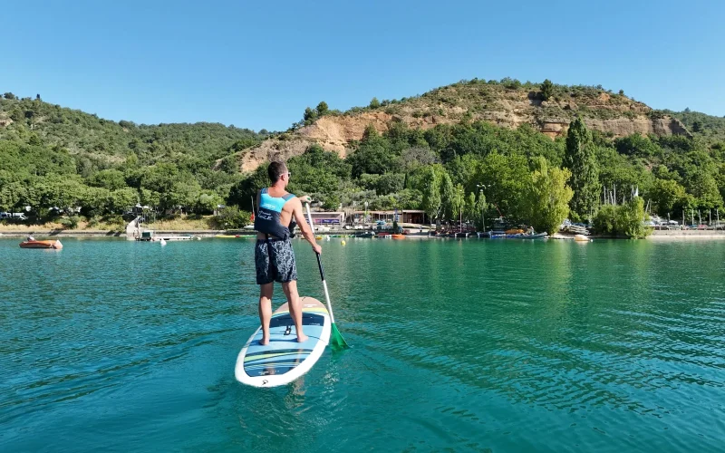 Paddle sur le lac de Sainte Croix du Verdon